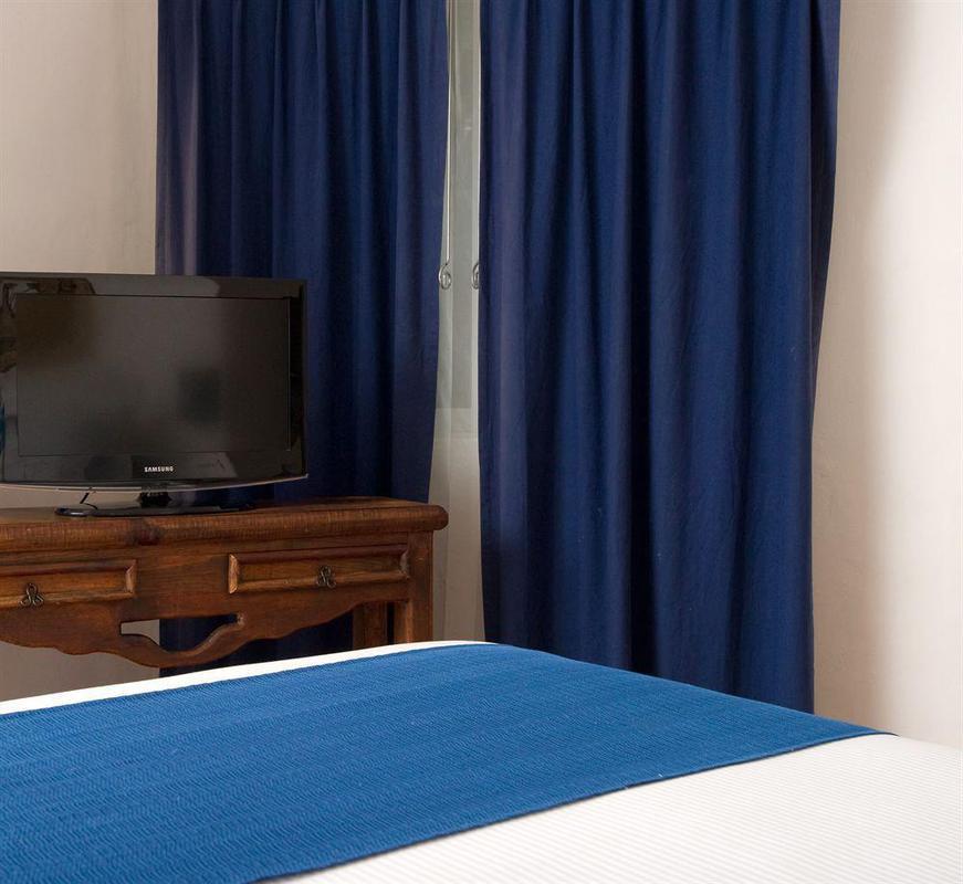 Aqualuna Boutique Hotel By Sunrise (Adults Only) Плая дел Кармен Екстериор снимка