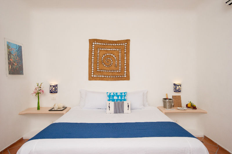 Aqualuna Boutique Hotel By Sunrise (Adults Only) Плая дел Кармен Екстериор снимка