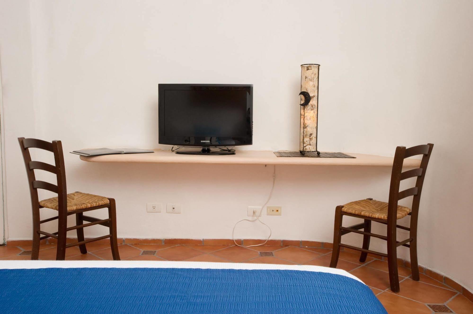 Aqualuna Boutique Hotel By Sunrise (Adults Only) Плая дел Кармен Екстериор снимка
